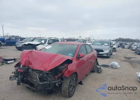 2020 Kia Forte Lxs z USA, uszkodzony, nr VIN 3KPF24AD9LE196819